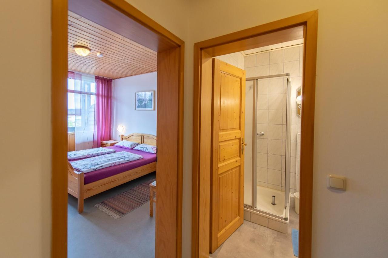 Ferienwohnung Haus Inge Мосбах Екстер'єр фото